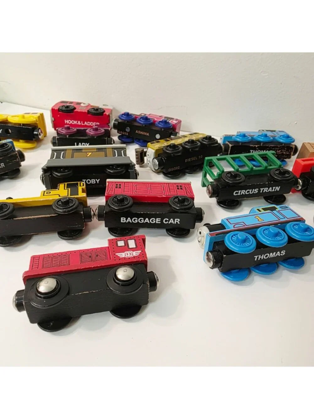 18 pc Mix Thomas & Friends Magnetic Wooden Train Engines Cars Toby Diesel Lady